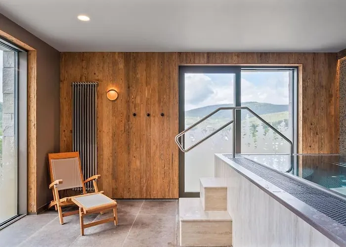 Koubek - Utulny S Vyhledem A Parkovanim Apartment